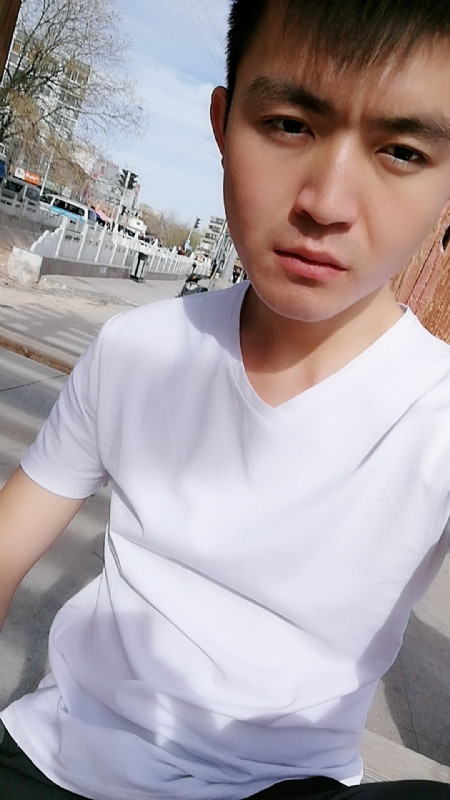 未来可期的我的第一张照片--大连相亲服务中心