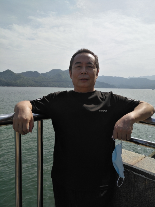 重振雄风的第四张照片--大连相亲服务中心