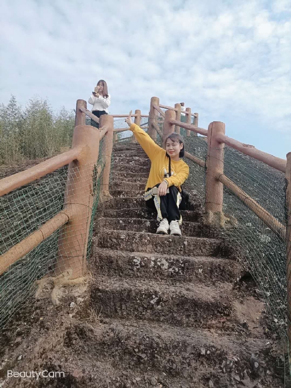 珠珠的第一张照片--大连相亲服务中心