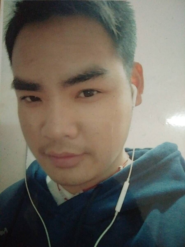 渴望爱的第一张照片--大连相亲服务中心