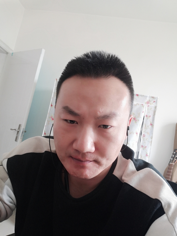 曹先森的第一张照片--大连相亲服务中心