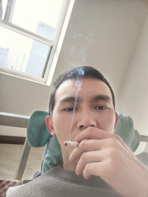 殇情的第一张照片--大连相亲服务中心