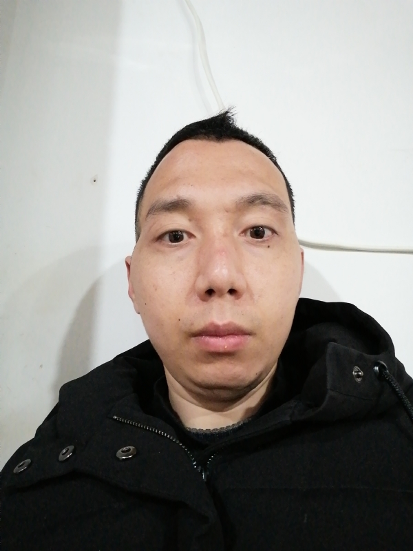 我要捡钱的第一张照片--大连相亲服务中心