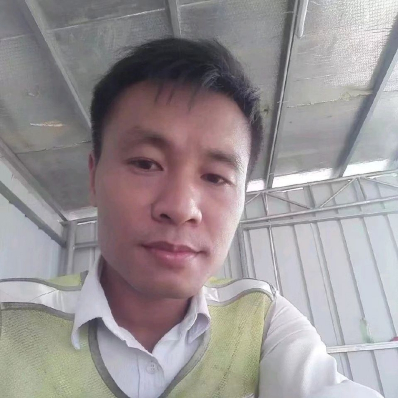 小马哥的第二张照片--大连相亲服务中心