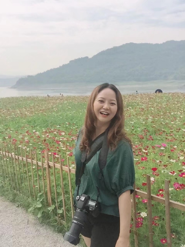 花雨的第一张照片--大连相亲服务中心