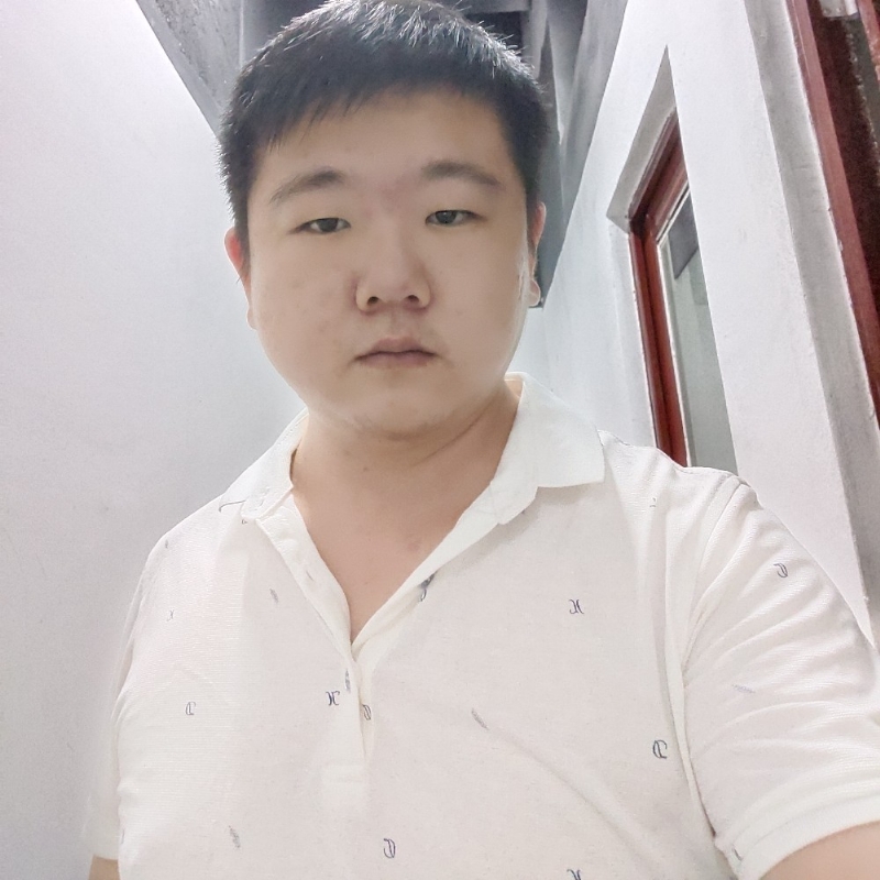 苍凉的第二张照片--大连相亲服务中心