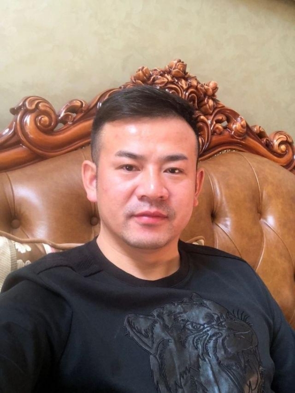 许你一笔墨的第一张照片--大连相亲服务中心