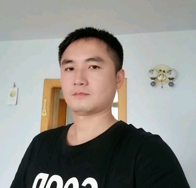 素年锦时的第一张照片--大连相亲服务中心