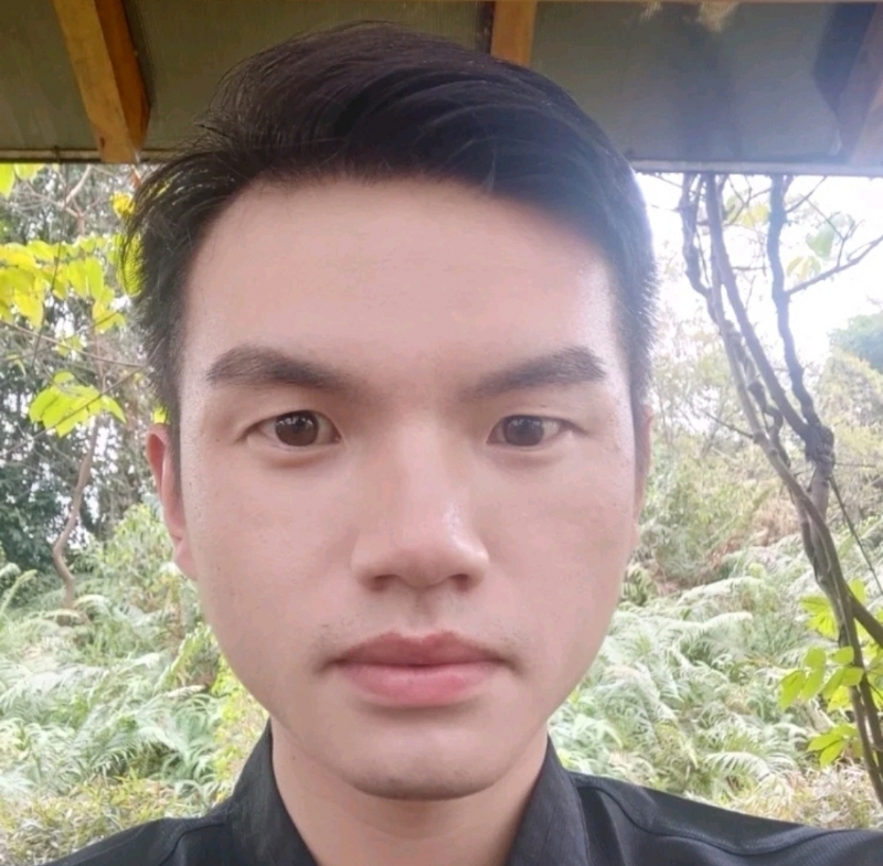 彬彬有礼的第一张照片--大连相亲服务中心