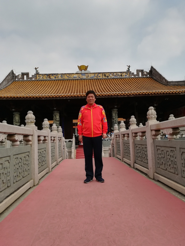 红尘老生的第一张照片--大连相亲服务中心