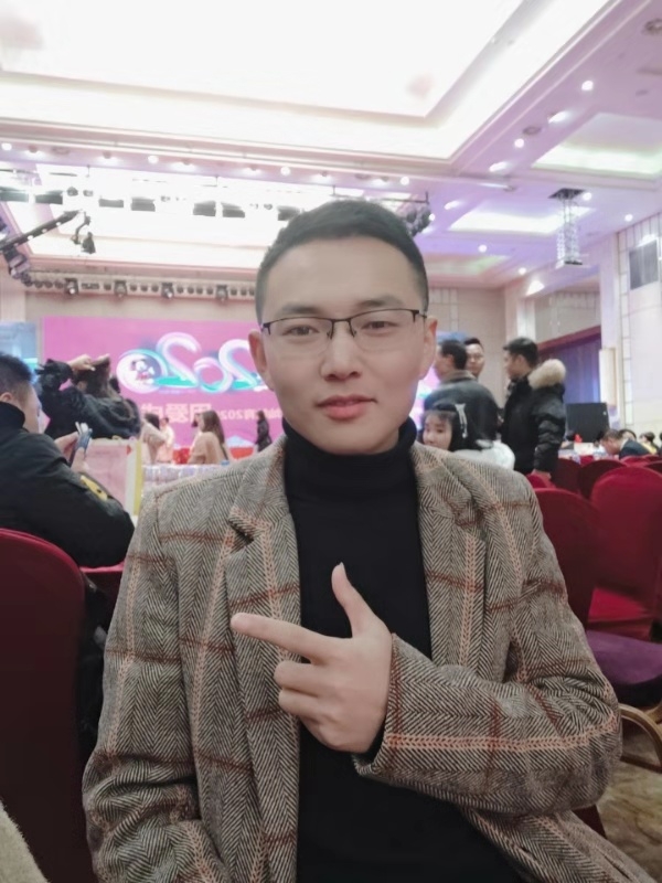 遇见不一样的自己的第一张照片--大连相亲服务中心