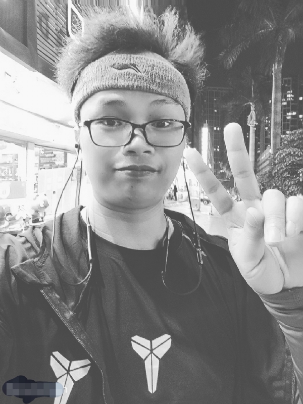 阿蒙的第一张照片--大连相亲服务中心