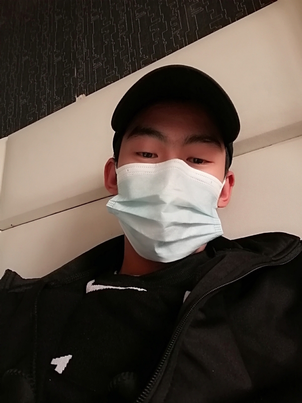 孤单的第一张照片--大连相亲服务中心