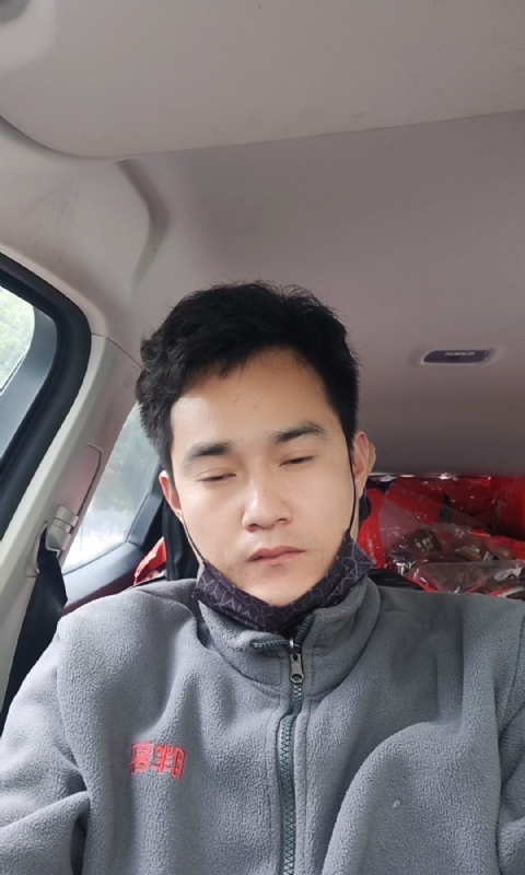 冷锋的第一张照片--大连相亲服务中心