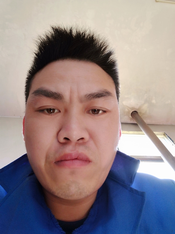 太阳红的第二张照片--大连相亲服务中心