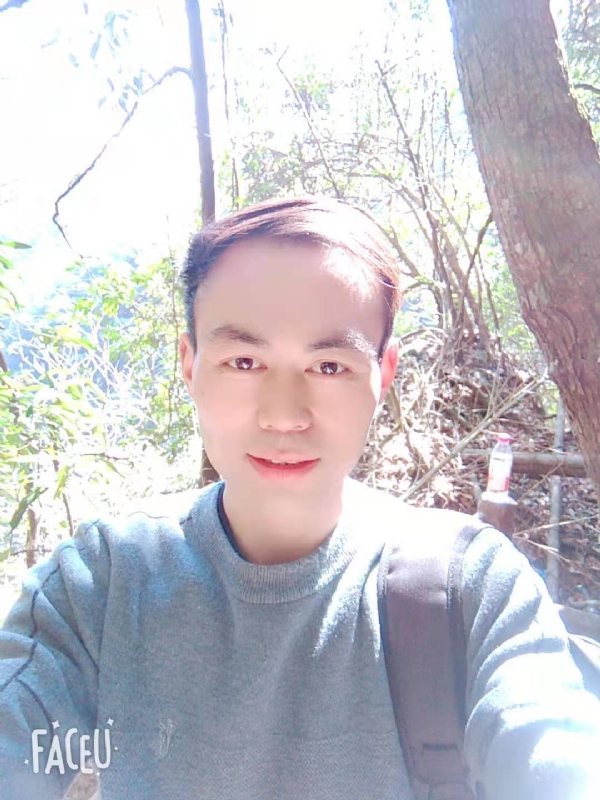 阿龙的第一张照片--大连相亲服务中心