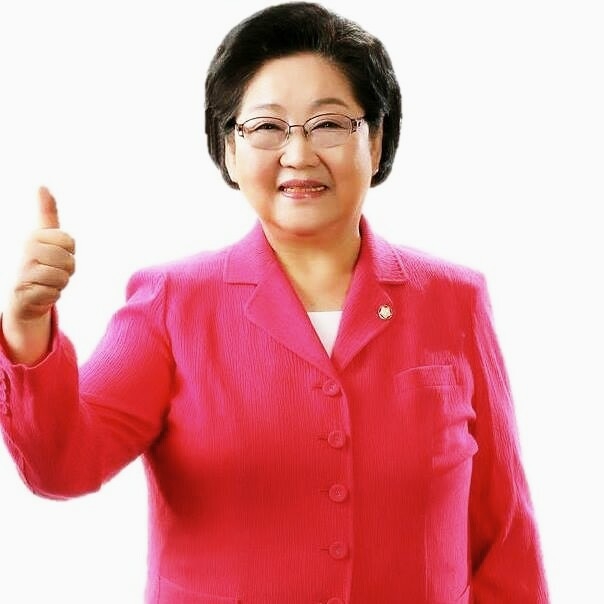 mariabrooks的第一张照片--大连相亲服务中心