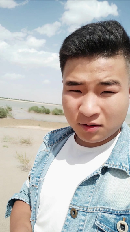 王强的第一张照片--大连相亲服务中心