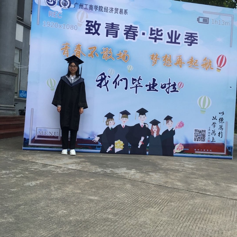 小小的第一张照片--大连相亲服务中心