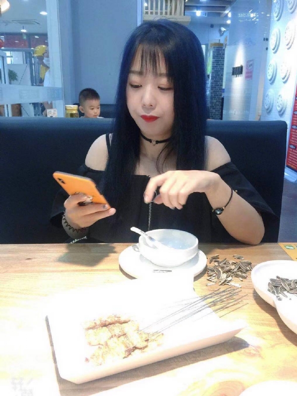 程程的第一张照片--大连相亲服务中心