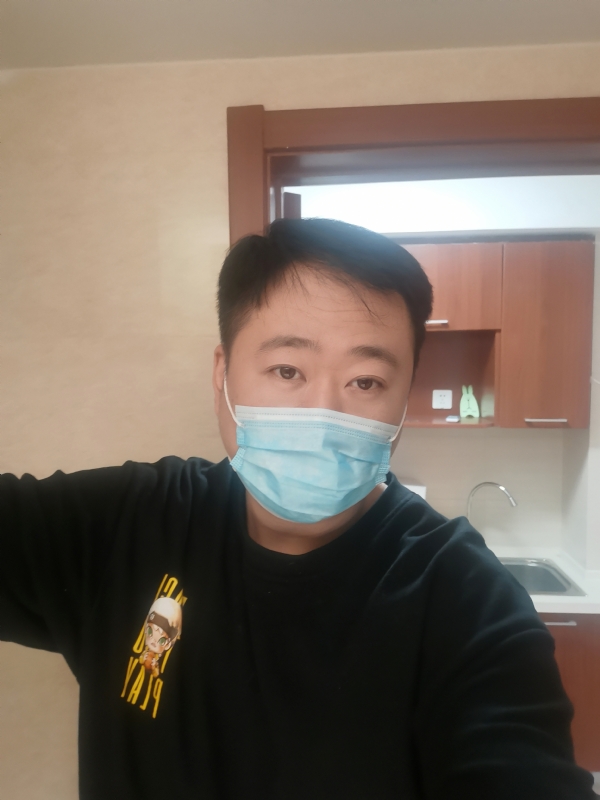 光辉的第一张照片--大连相亲服务中心