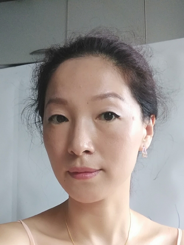 彼岸花的第一张照片--大连相亲服务中心