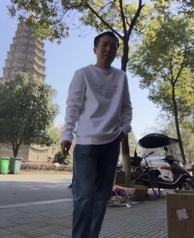 黄冈征婚的第一张照片--大连相亲服务中心