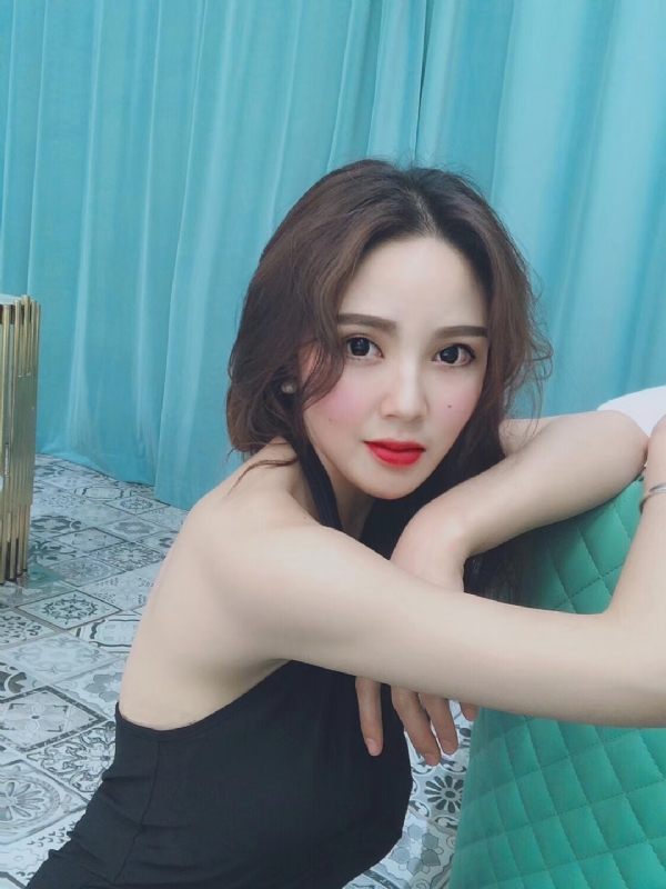 小汤圆的第一张照片--大连相亲服务中心