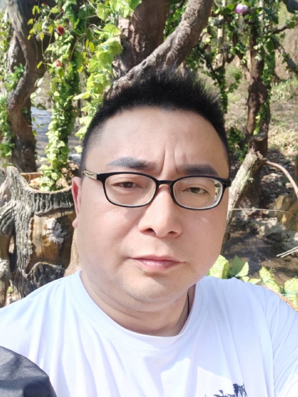 妙手仁心的第一张照片--大连相亲服务中心