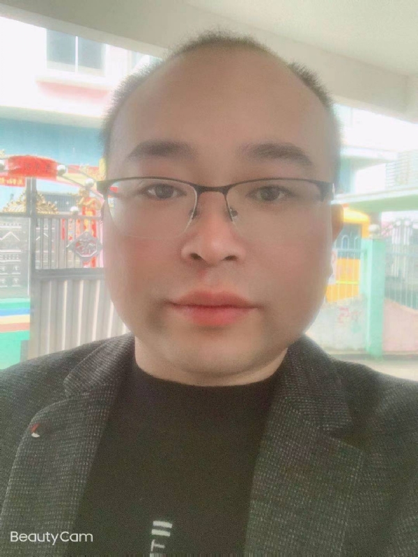 海阔凭鱼跃的第一张照片--大连相亲服务中心