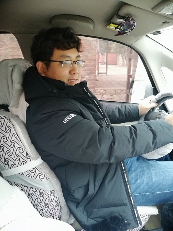 季末非陌的第一张照片--大连相亲服务中心