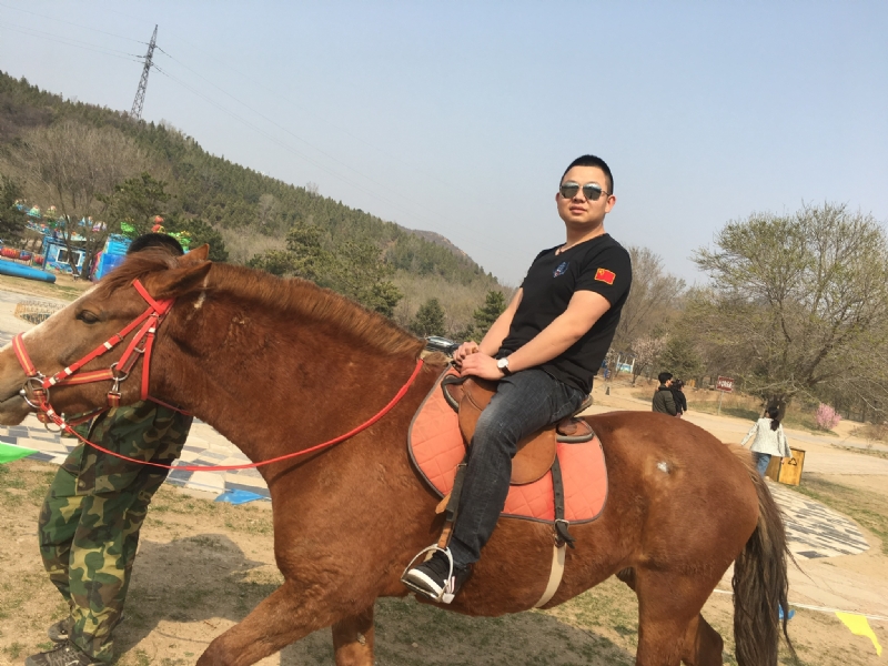 麦田的守望者的第一张照片--大连相亲服务中心