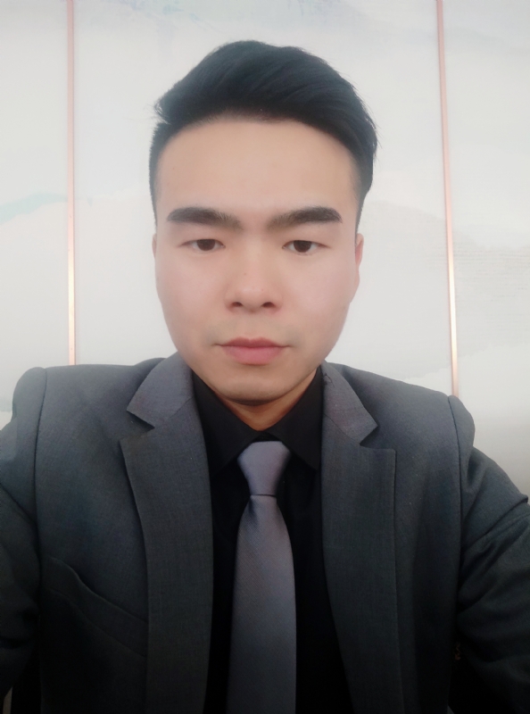 穿西装的鲨鱼的第一张照片--大连相亲服务中心