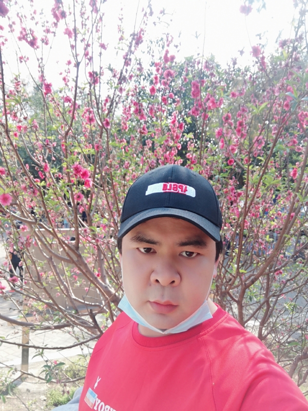 真心交友的第一张照片--大连相亲服务中心