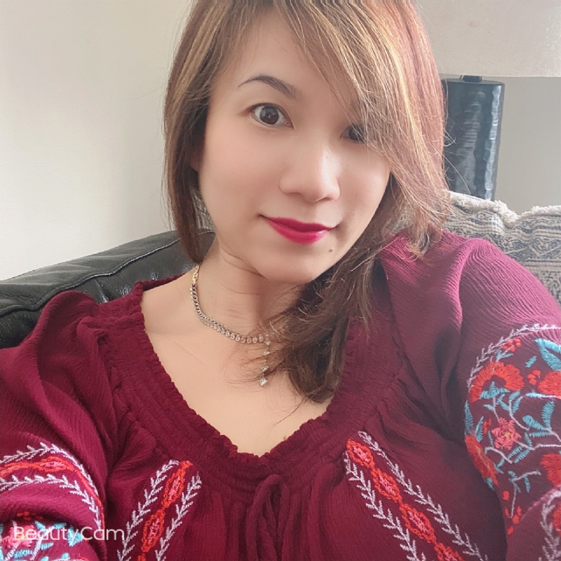 蜜儿的第一张照片--大连相亲服务中心