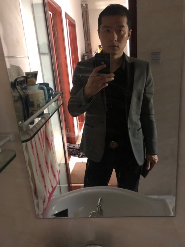 小平哥的第一张照片--大连相亲服务中心