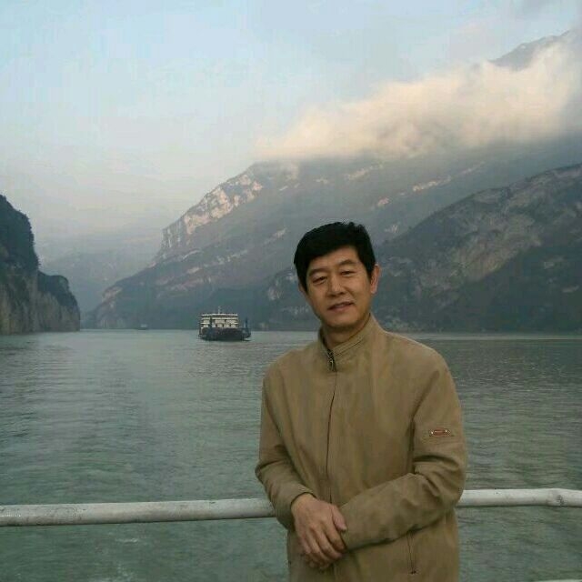 优秀善良1.78的第一张照片--大连相亲服务中心