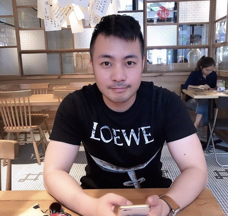 相濡以沫的第一张照片--大连相亲服务中心