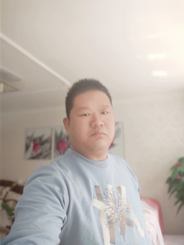 别无选择的第一张照片--大连相亲服务中心