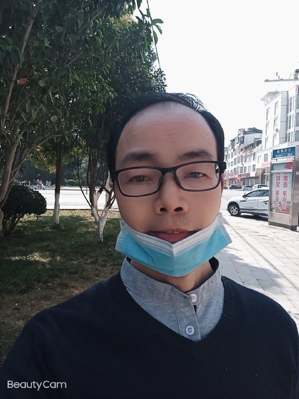 开心生活的第一张照片--大连相亲服务中心