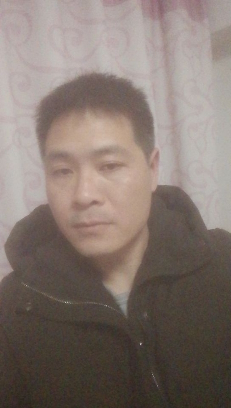 把头抬起来的第一张照片--大连相亲服务中心