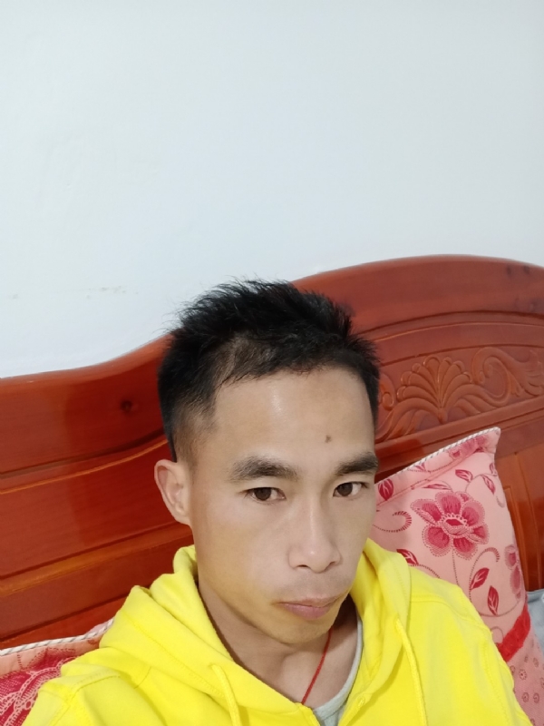 小biu崽的第一张照片--大连相亲服务中心