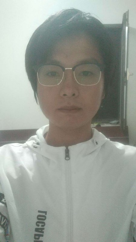 轻吻的第一张照片--大连相亲服务中心