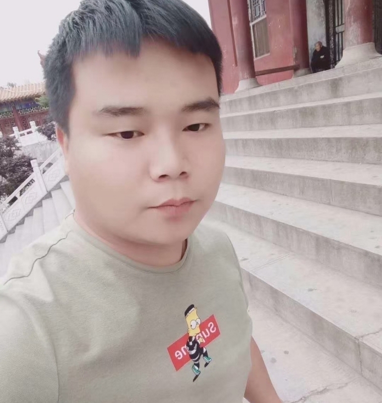 无邪的第一张照片--大连相亲服务中心