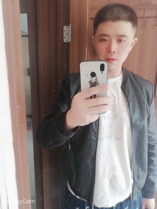 米饭班主的第二张照片--大连相亲服务中心