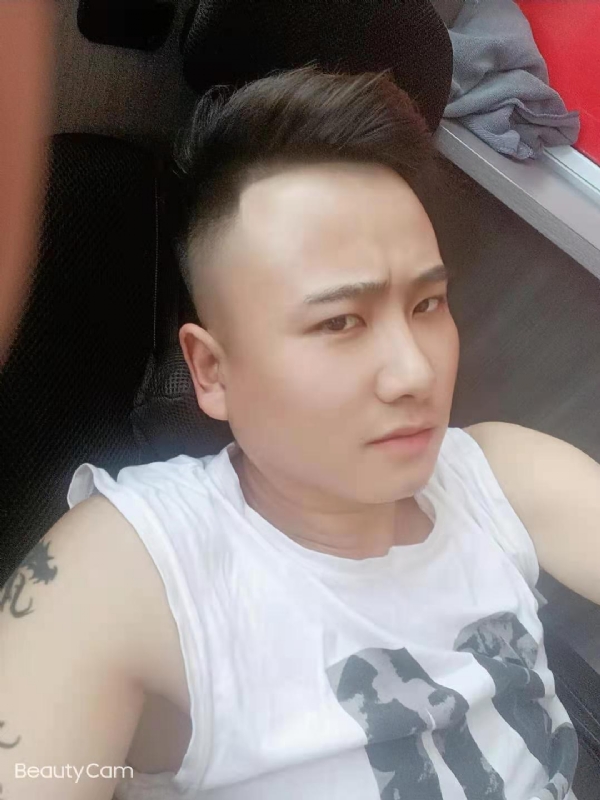 上善若水的第二张照片--大连相亲服务中心