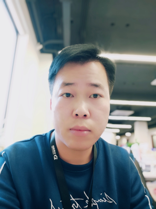 小屁孩的第一张照片--大连相亲服务中心