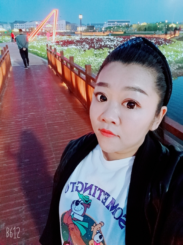 孙晓雪的第一张照片--大连相亲服务中心