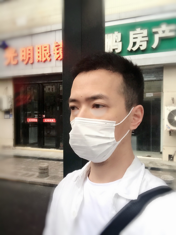 大宝的第一张照片--大连相亲服务中心