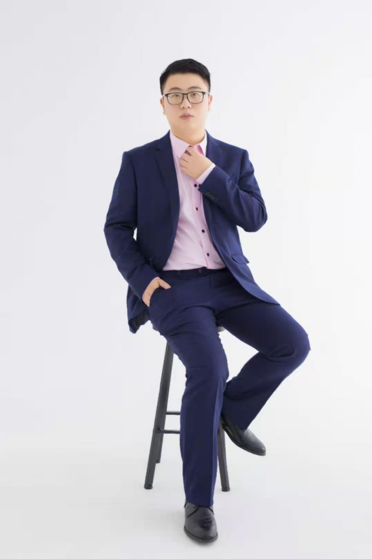 周的第一张照片--大连相亲服务中心